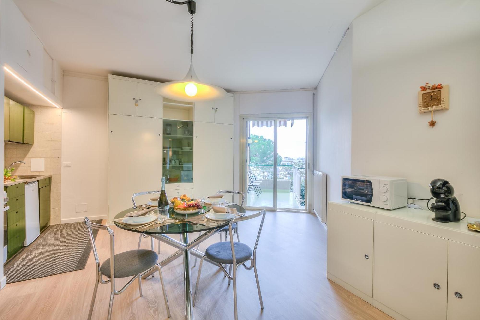 Casa Emma With Sea Glimpse - Happy Rentals San Remo Buitenkant foto